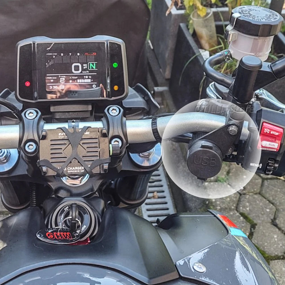 Dual USB Fast-Charging Motorcycle Socket – Phone & iPad Charger for Yamaha MT-09 2017–2023 & MT-07