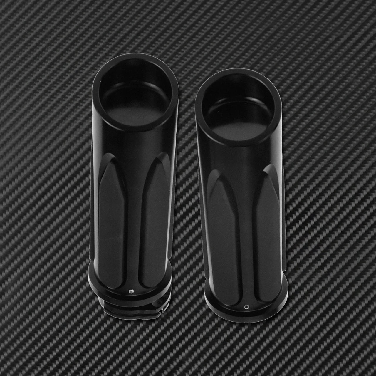 MACTIONS Harley-Davidson CNC Billet Aluminum Motorcycle Handlebar Grips 1" 25mm Rubber Vibration-Absorbing Hand Grips for Harley Touring Road King Sportster XL 883 1200 Dyna Softail V-Rod – 3 Styles (1 Pair)