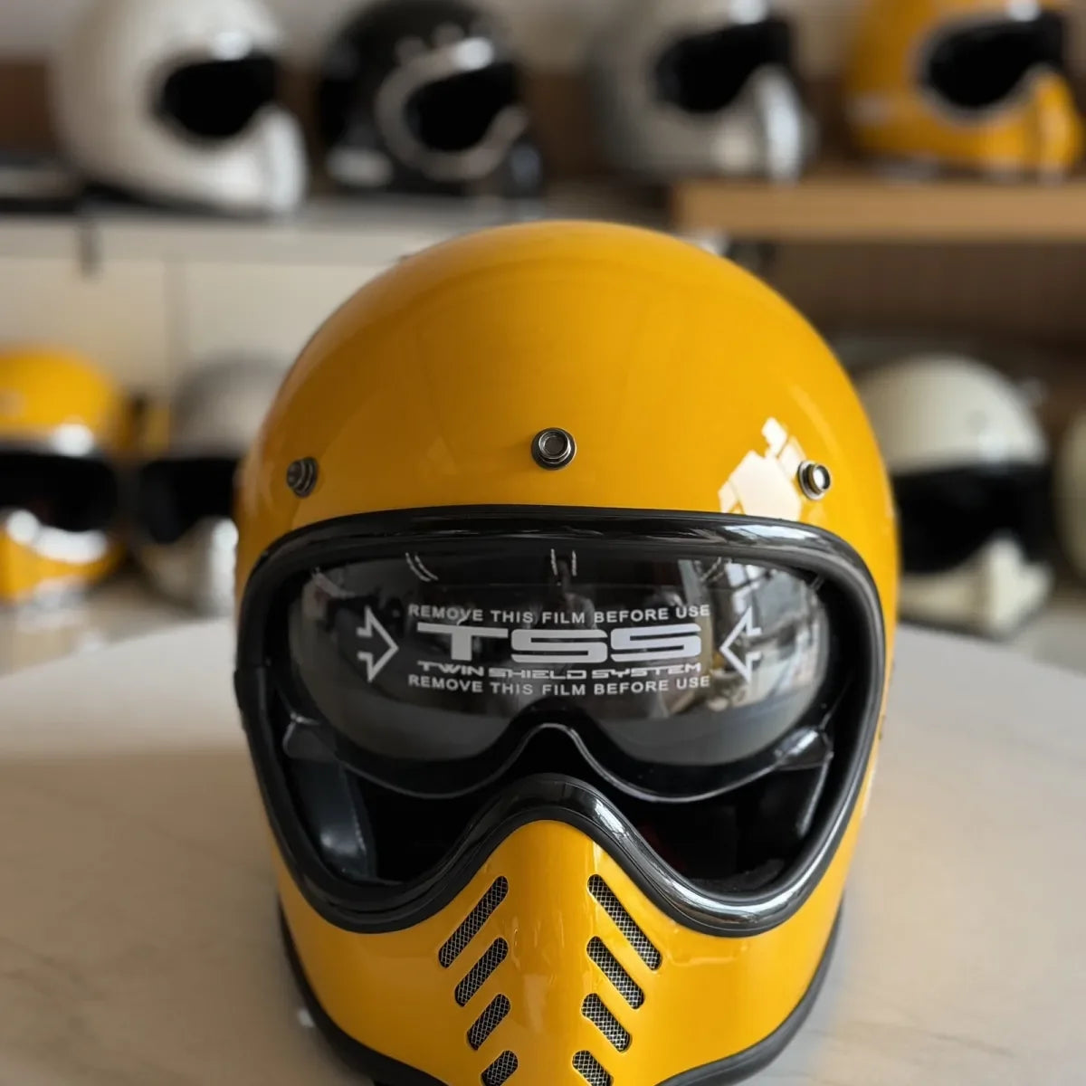 Carbon Fiber Helmets – Forged Carbon Fiber Ultra-Light Motorcycle Half Helmet for Men & Women