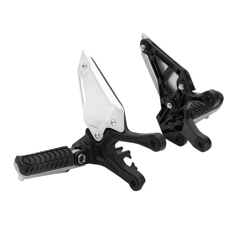 Motorcycle Front Rider Footpeg Pegs Pedal Bracket For Kawasaki Z900 2017-2024 2018 2019 2020