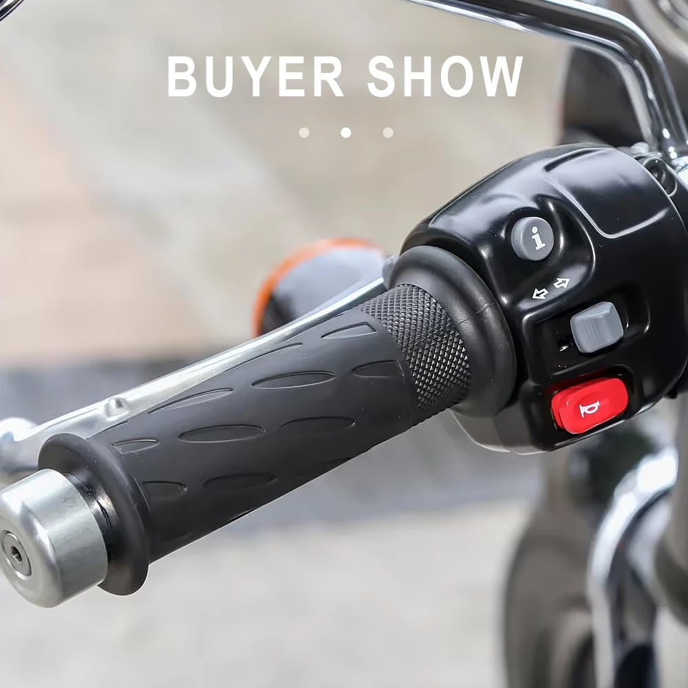 Triumph Bonneville Motorcycle Handlebar Grips 22mm 28mm High Quality Rubber Striped Non-Slip Shockproof Handle Bar Grip Cover for Bonneville Bobber T100 T120 Speedmaster Thruxton 1200 Euro 5 – Black (1 Pair)