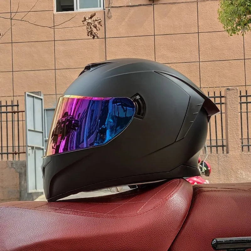 Integral Full Face Helmet