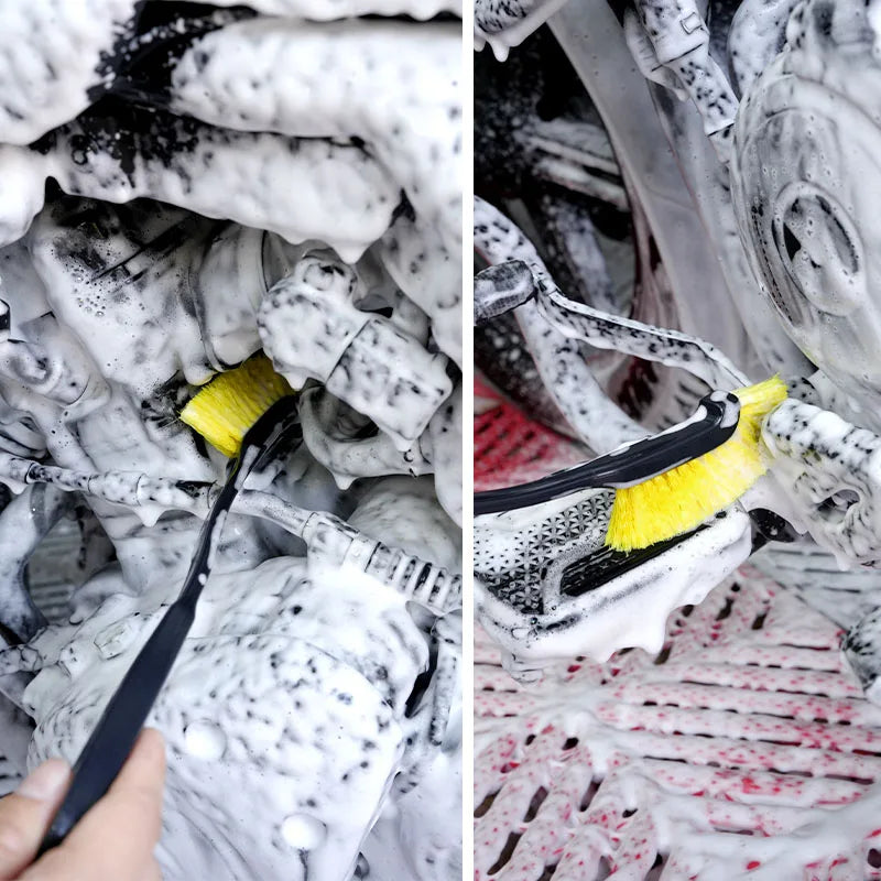 Curved Detail Cleaning Brush