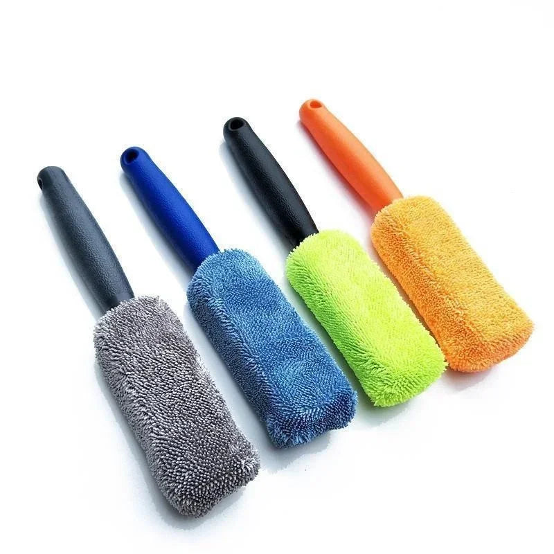 Long-Handle Microfiber Wheel Detailing