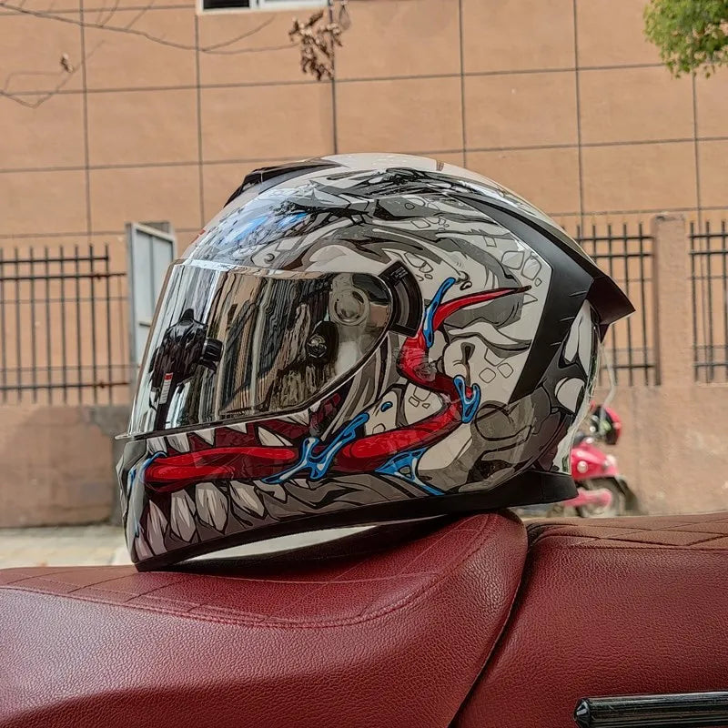 Integral Full Face Helmet